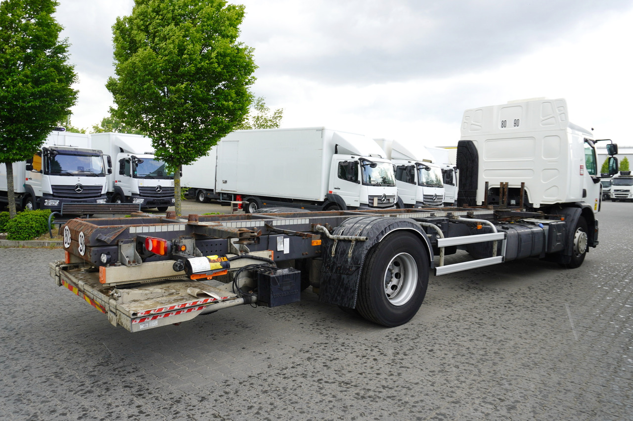 RENAULT D19 Wide Glob / BDF / load capacity 11t / 280 thousand km / tail lift - Podvozek s kabinou: obrázek 5 RENAULT D19 Wide Glob / BDF / load capacity 11t / 280 thousand km / tail lift - Podvozek s kabinou: obrázek 5