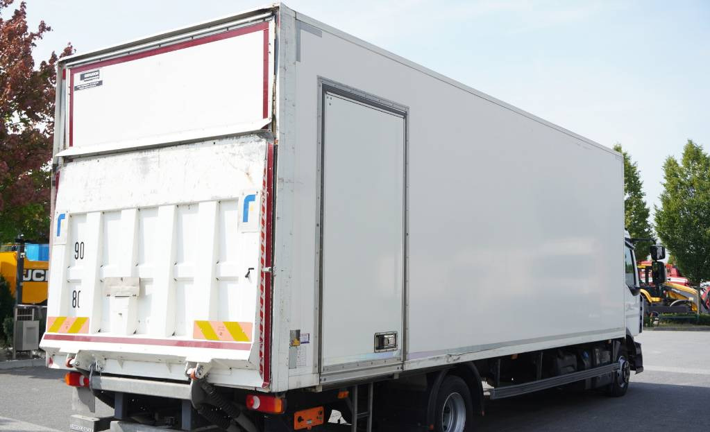 RENAULT Renault D12 E6 / Container 18 pallets / Lift - Skříňový nákladní auto: obrázek 5 RENAULT Renault D12 E6 / Container 18 pallets / Lift - Skříňový nákladní auto: obrázek 5