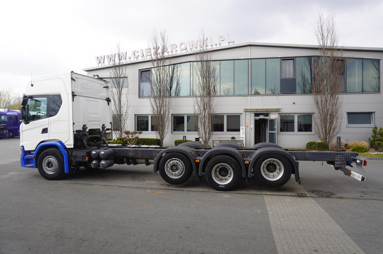 SCANIA G500 8x2 / 2nd axis steered / Chassis 8.35 m / 2021 - Podvozek s kabinou: obrázek 4 SCANIA G500 8x2 / 2nd axis steered / Chassis 8.35 m / 2021 - Podvozek s kabinou: obrázek 4