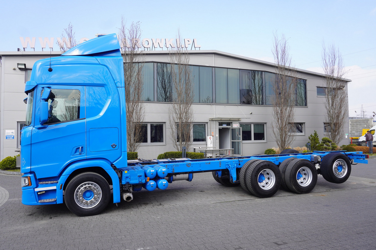 SCANIA R650 V8 / 650 HP/ frame 8.8 m / steered 4th axle - Podvozek s kabinou: obrázek 2 SCANIA R650 V8 / 650 HP/ frame 8.8 m / steered 4th axle - Podvozek s kabinou: obrázek 2