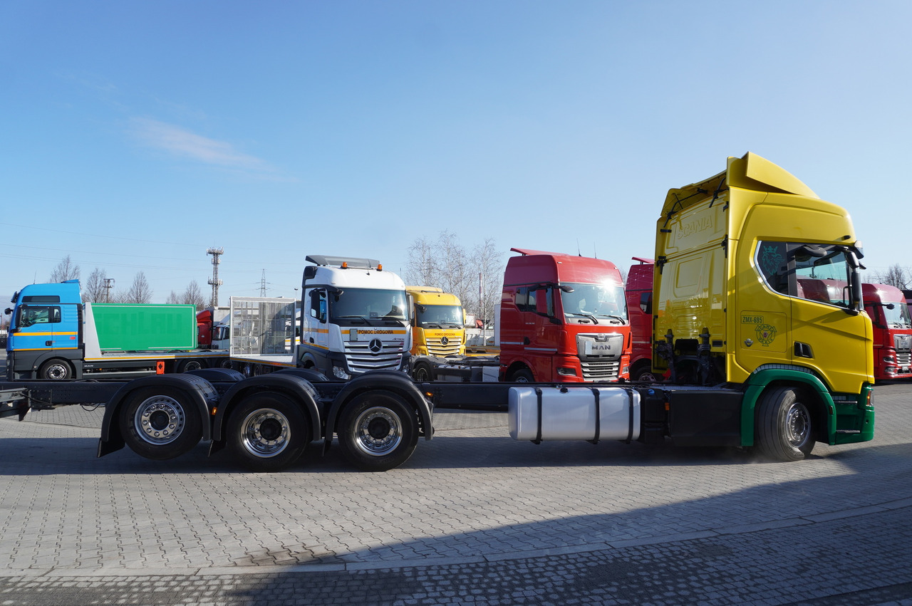 SCANIA R650 V8 8x4/4 E6 / 2020 / Frame 9.7 m! - Auto s hydraulickou rukou: obrázek 4 SCANIA R650 V8 8x4/4 E6 / 2020 / Frame 9.7 m! - Auto s hydraulickou rukou: obrázek 4