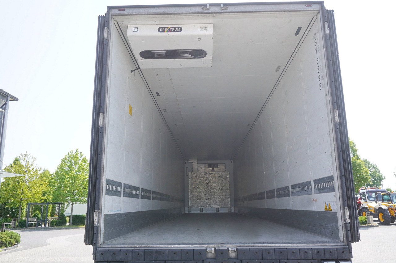 SCHMITZ refrigerated semi-trailer / Thermoking SLX Spectrum 250 / Multitemperature - Chladírenský návěs: obrázek 4 SCHMITZ refrigerated semi-trailer / Thermoking SLX Spectrum 250 / Multitemperature - Chladírenský návěs: obrázek 4