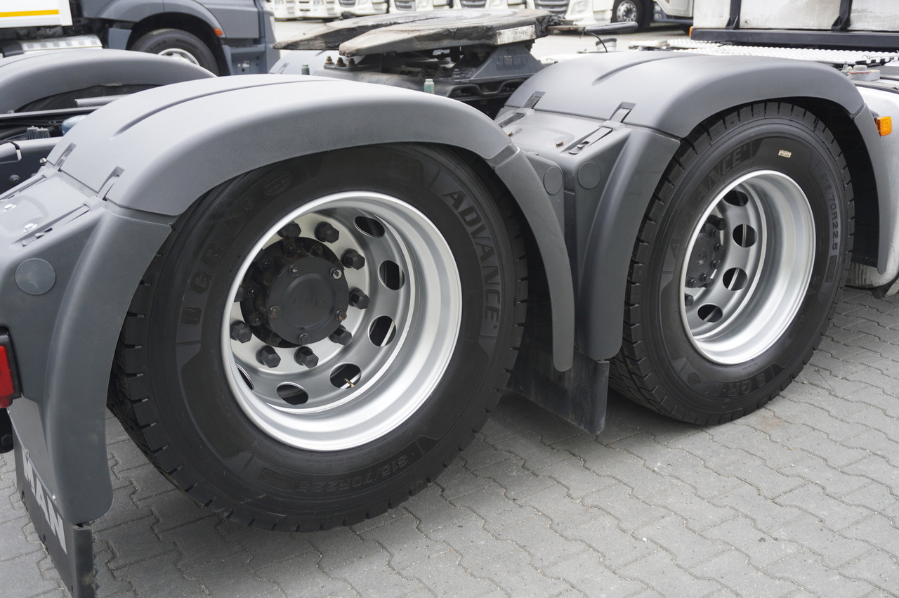 Tahač MAN TGX 28.510 6x2 / Sleeper cab / NEW tires / GVW 65 t: obrázek 9 Tahač MAN TGX 28.510 6x2 / Sleeper cab / NEW tires / GVW 65 t: obrázek 9