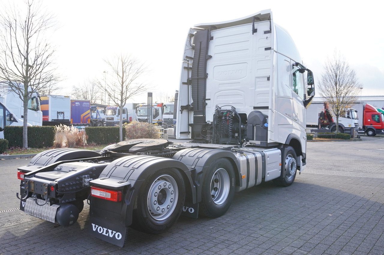 VOLVO FH 500 6x2 Globetrotter XL tractor unit / 2023 / 114 thousand km - Tahač: obrázek 5 VOLVO FH 500 6x2 Globetrotter XL tractor unit / 2023 / 114 thousand km - Tahač: obrázek 5