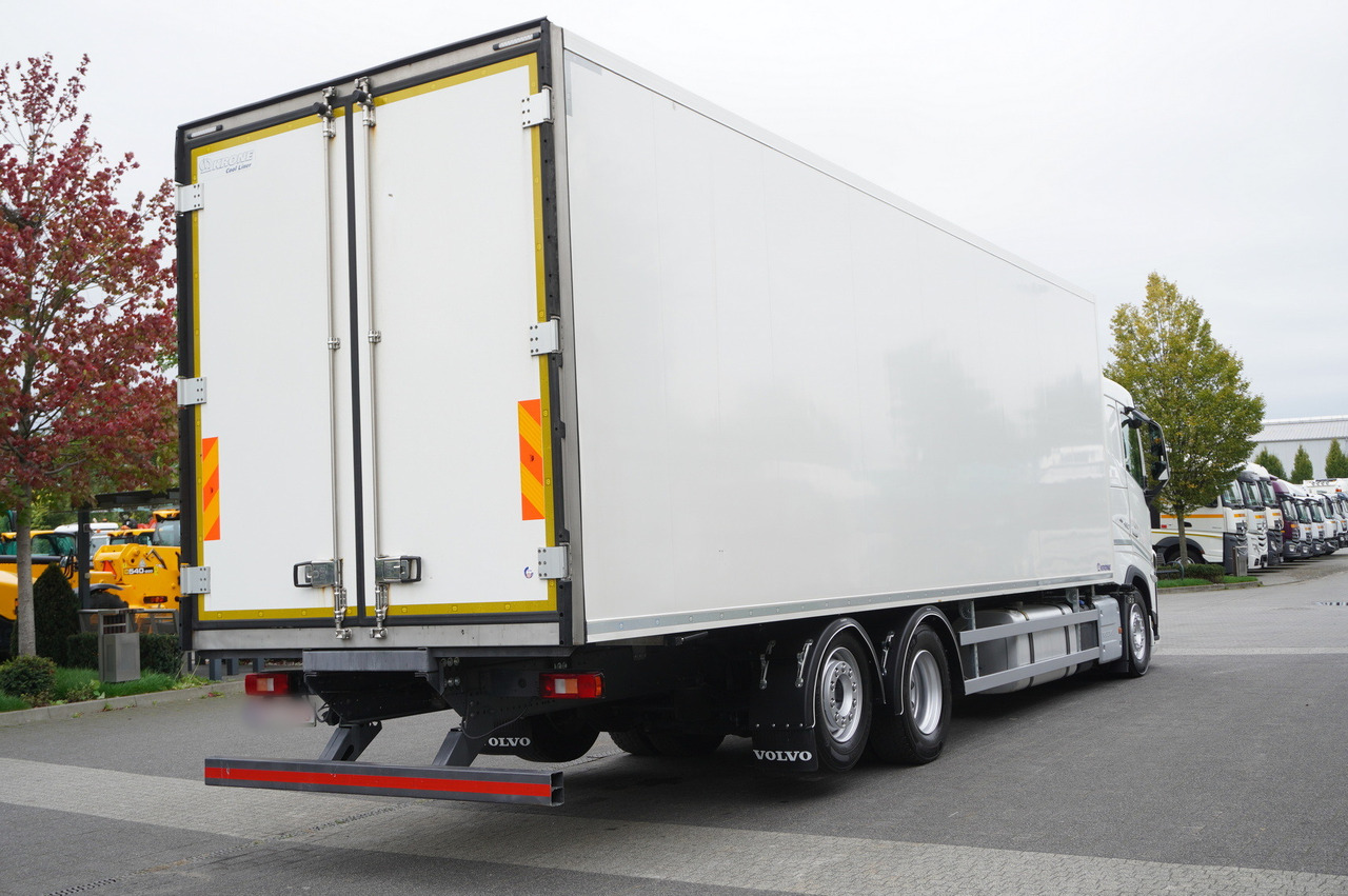 VOLVO FH 460 / Krone refrigerator 23 EPAL! / Carrier Supra 1250 MT Silent / Multitemperature / Steered axle - Chladírenský nákladní automobil: obrázek 5 VOLVO FH 460 / Krone refrigerator 23 EPAL! / Carrier Supra 1250 MT Silent / Multitemperature / Steered axle - Chladírenský nákladní automobil: obrázek 5