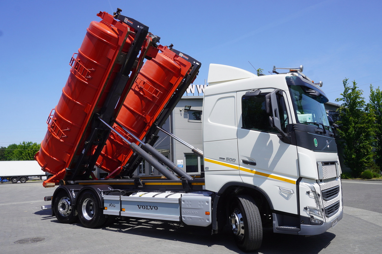 VOLVO Volvo FH 500 / Septic barrel 13000 l / Hook lift 21 t / 2022 / 3rd axle steered / 2 units - Fekální cisterna: obrázek 4 VOLVO Volvo FH 500 / Septic barrel 13000 l / Hook lift 21 t / 2022 / 3rd axle steered / 2 units - Fekální cisterna: obrázek 4