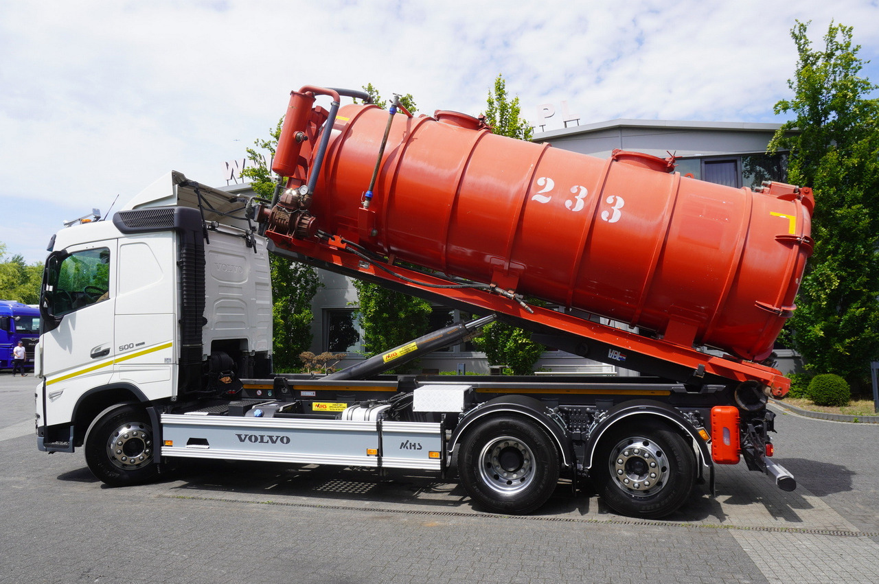 VOLVO Volvo FH 500 / Septic barrel 13000 l / Hook lift 21 t / 2022 / 3rd axle steered / 2 units - Fekální cisterna: obrázek 3 VOLVO Volvo FH 500 / Septic barrel 13000 l / Hook lift 21 t / 2022 / 3rd axle steered / 2 units - Fekální cisterna: obrázek 3
