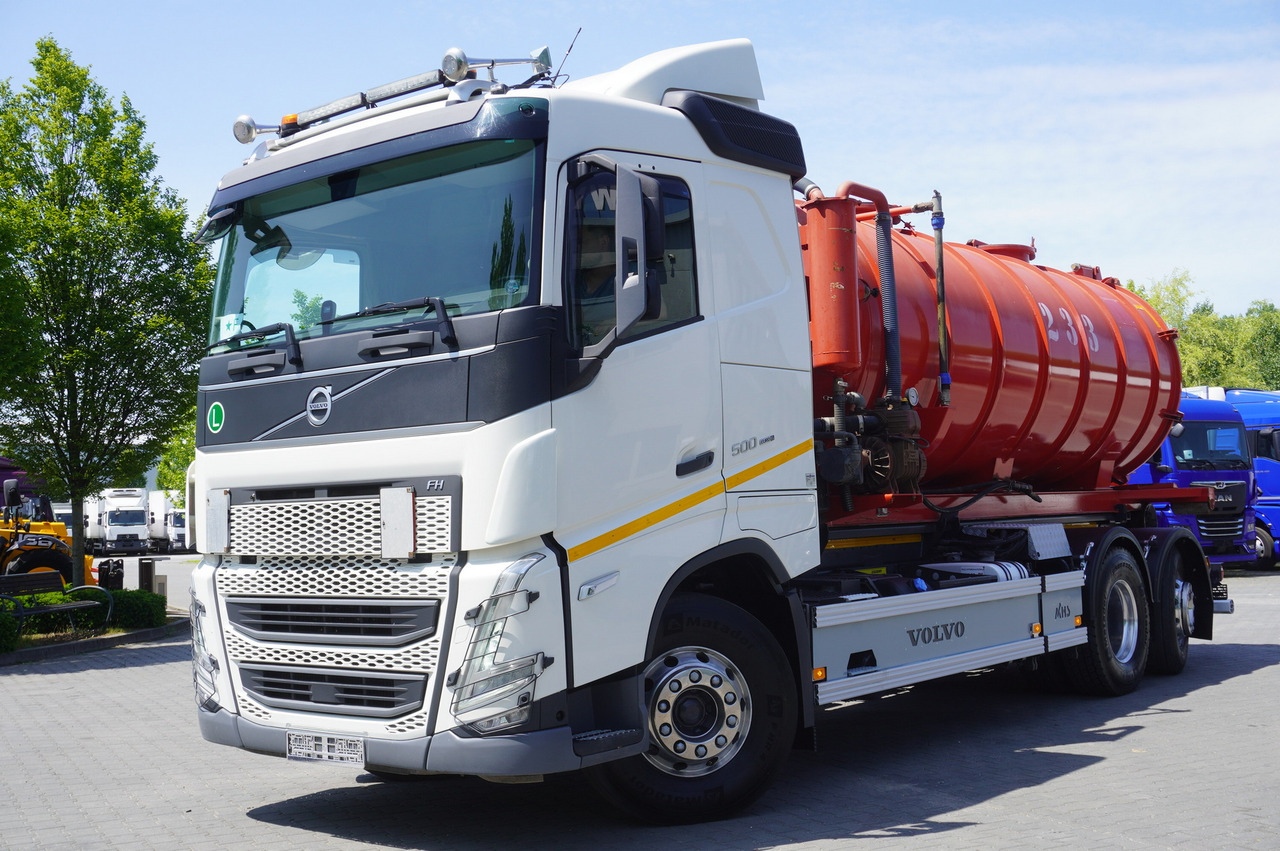 VOLVO Volvo FH 500 / Septic barrel 13000 l / Hook lift 21 t / 2022 / 3rd axle steered / 2 units - Fekální cisterna: obrázek 2 VOLVO Volvo FH 500 / Septic barrel 13000 l / Hook lift 21 t / 2022 / 3rd axle steered / 2 units - Fekální cisterna: obrázek 2