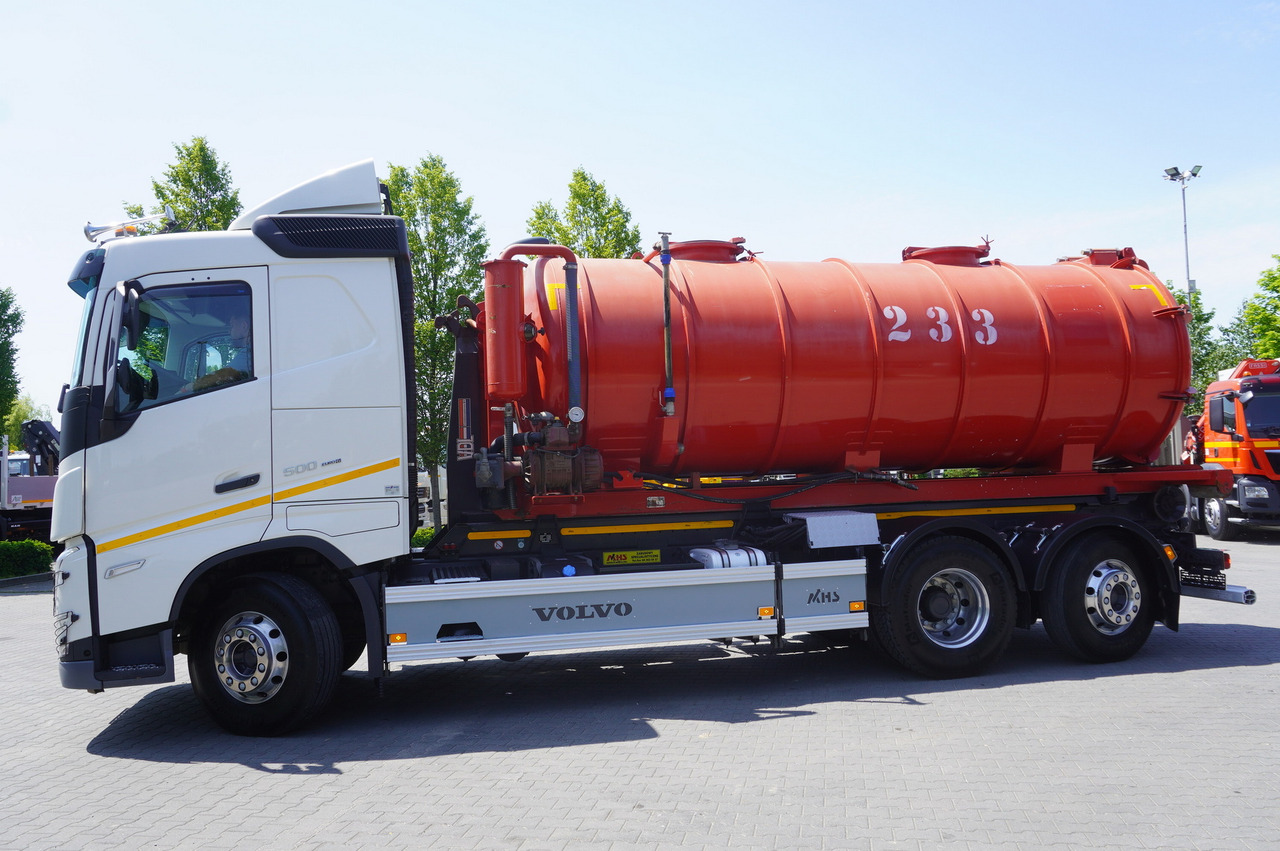 VOLVO Volvo FH 500 / Septic barrel 13000 l / Hook lift 21 t / 2022 / 3rd axle steered / 2 units - Fekální cisterna: obrázek 3 VOLVO Volvo FH 500 / Septic barrel 13000 l / Hook lift 21 t / 2022 / 3rd axle steered / 2 units - Fekální cisterna: obrázek 3