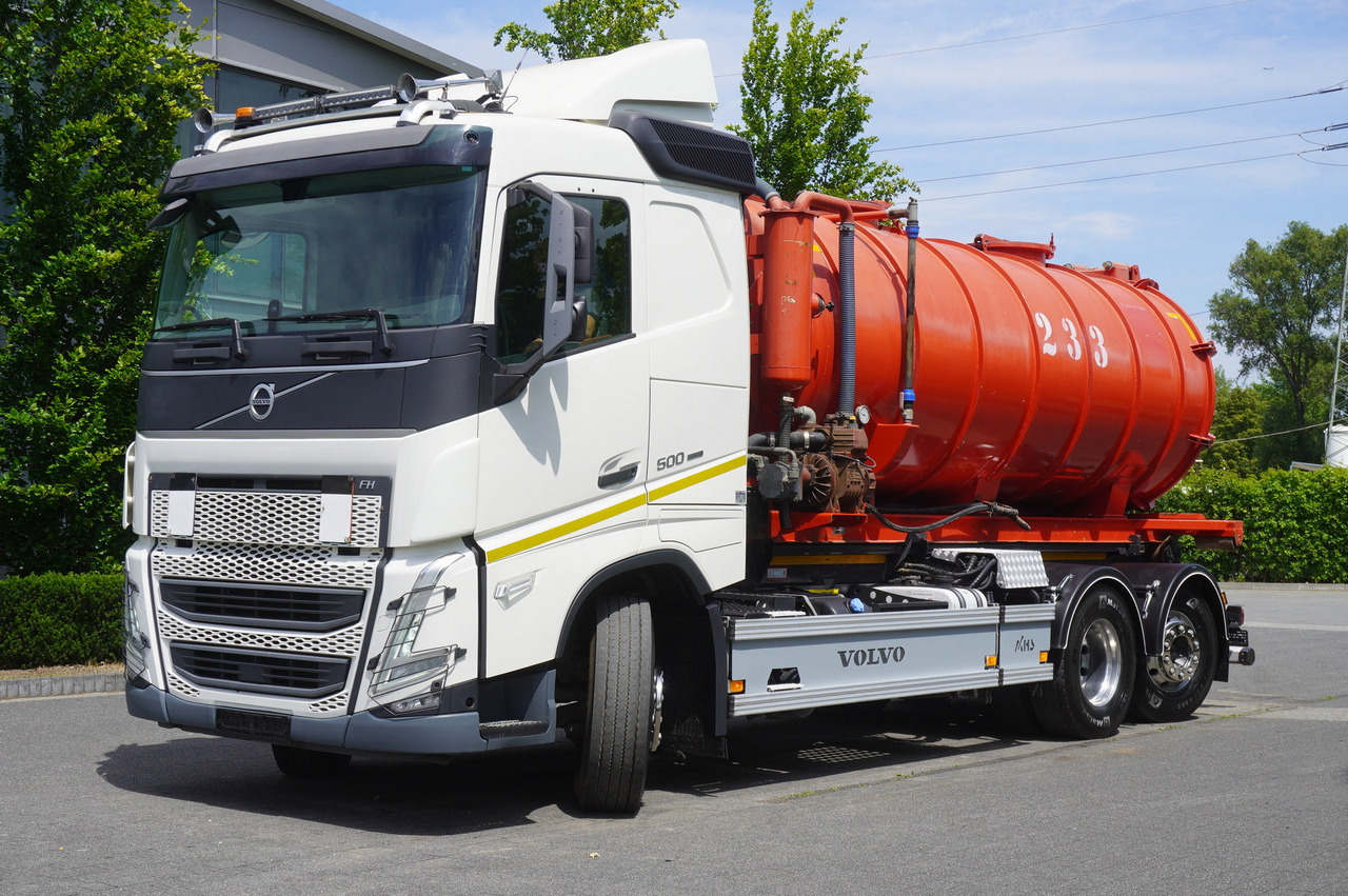 VOLVO Volvo FH 500 / Septic barrel 13000 l / Hook lift 21 t / 2022 / 3rd axle steered / 2 units - Fekální cisterna: obrázek 2 VOLVO Volvo FH 500 / Septic barrel 13000 l / Hook lift 21 t / 2022 / 3rd axle steered / 2 units - Fekální cisterna: obrázek 2