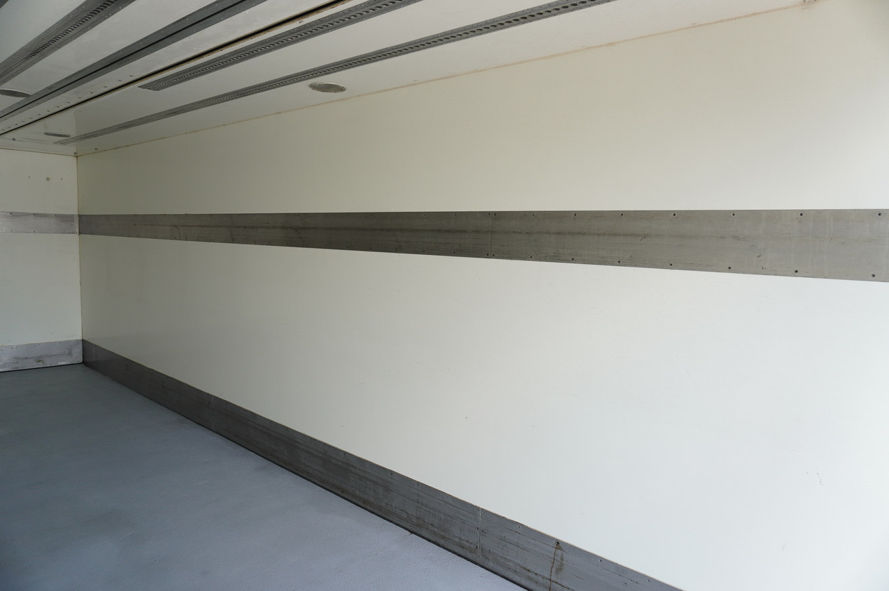 Chladírenský přívěs WECON Trailer Wecon Izoterma Wilke / ATP/FRC / 18 EPAL: obrázek 18 Chladírenský přívěs WECON Trailer Wecon Izoterma Wilke / ATP/FRC / 18 EPAL: obrázek 18