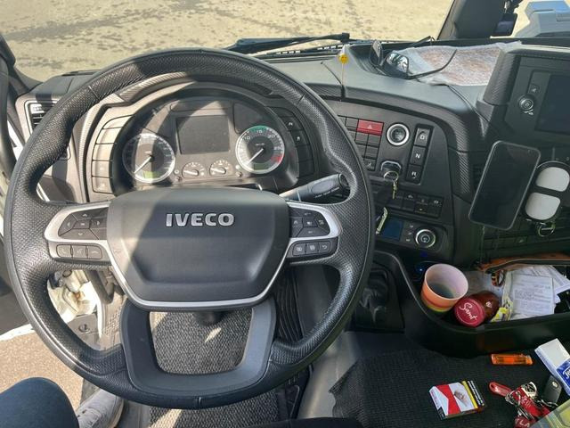 Iveco SWay 400 Lamberet Tiefkühlkoffer Thermo King LBW - Chladírenský nákladní automobil: obrázek 3 Iveco SWay 400 Lamberet Tiefkühlkoffer Thermo King LBW - Chladírenský nákladní automobil: obrázek 3