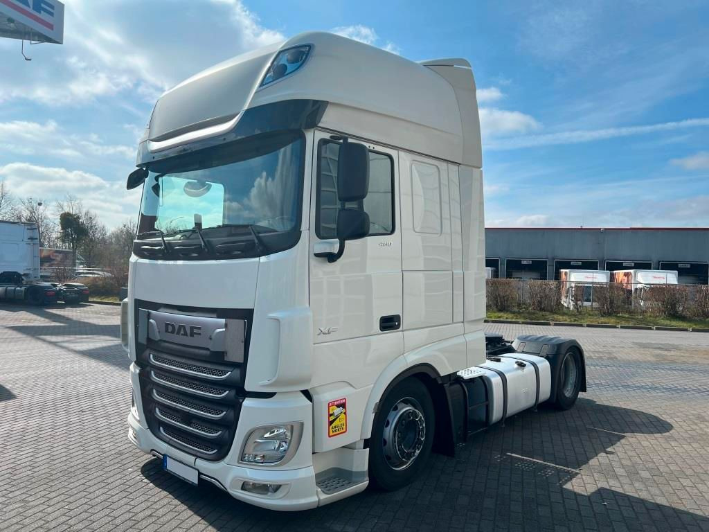 DAF XF 480 FT SSC Low Deck TraXon Intarder 2 x Tank - Tahač: obrázek 2 DAF XF 480 FT SSC Low Deck TraXon Intarder 2 x Tank - Tahač: obrázek 2