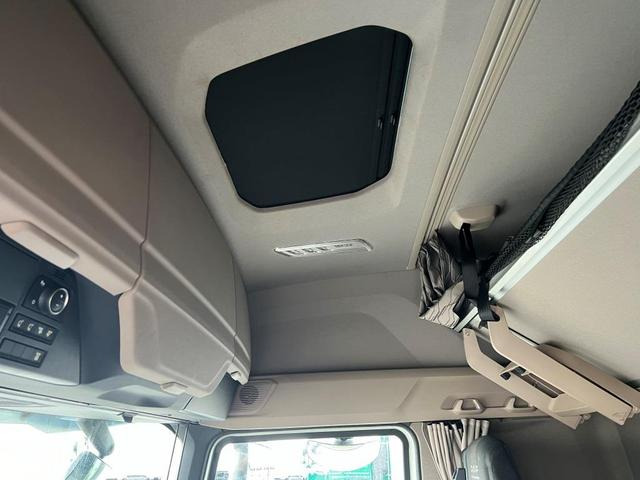 DAF XFn 480 FT Intarder 2xTank 1.105 L Vollspoiler - Tahač: obrázek 5 DAF XFn 480 FT Intarder 2xTank 1.105 L Vollspoiler - Tahač: obrázek 5