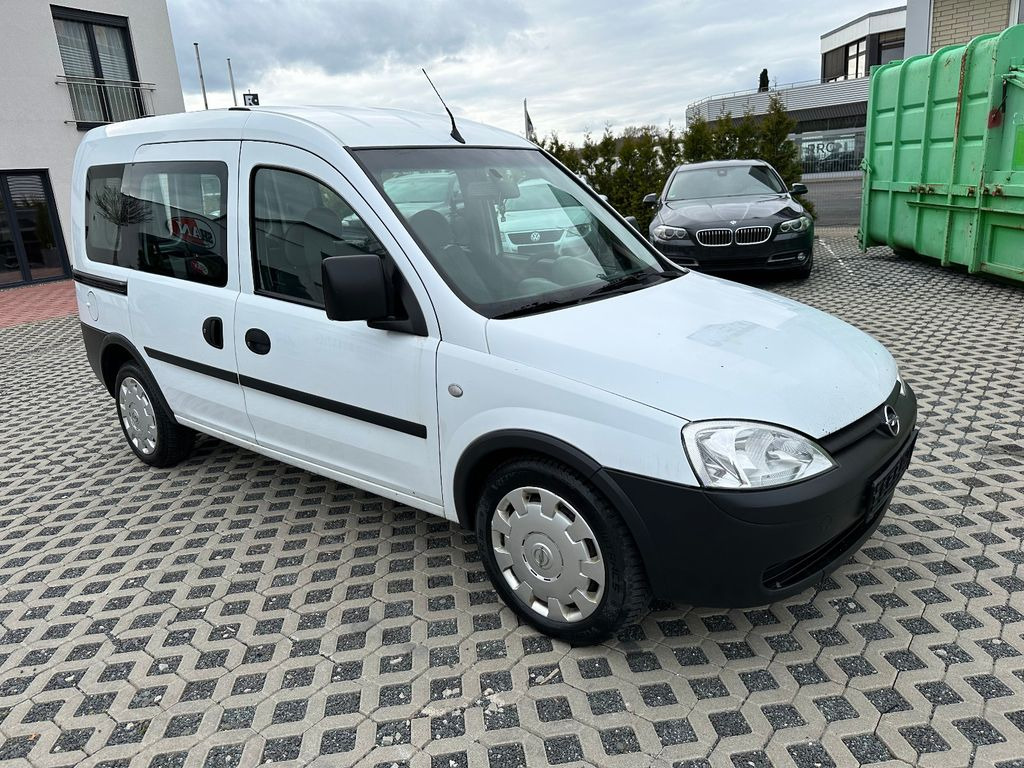 Opel Combo 1.4 TWINPORT ECOTEC Arizona - Mikrobus: obrázek 1 Opel Combo 1.4 TWINPORT ECOTEC Arizona - Mikrobus: obrázek 1