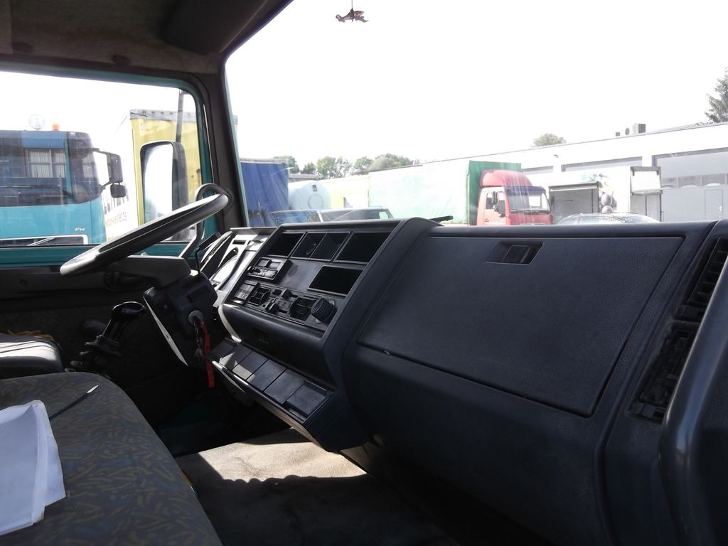 Renault Z- Midliner 180 40 ACG0 TOP ZUSTAND Keine Maut - Skříňový nákladní auto: obrázek 5 Renault Z- Midliner 180 40 ACG0 TOP ZUSTAND Keine Maut - Skříňový nákladní auto: obrázek 5