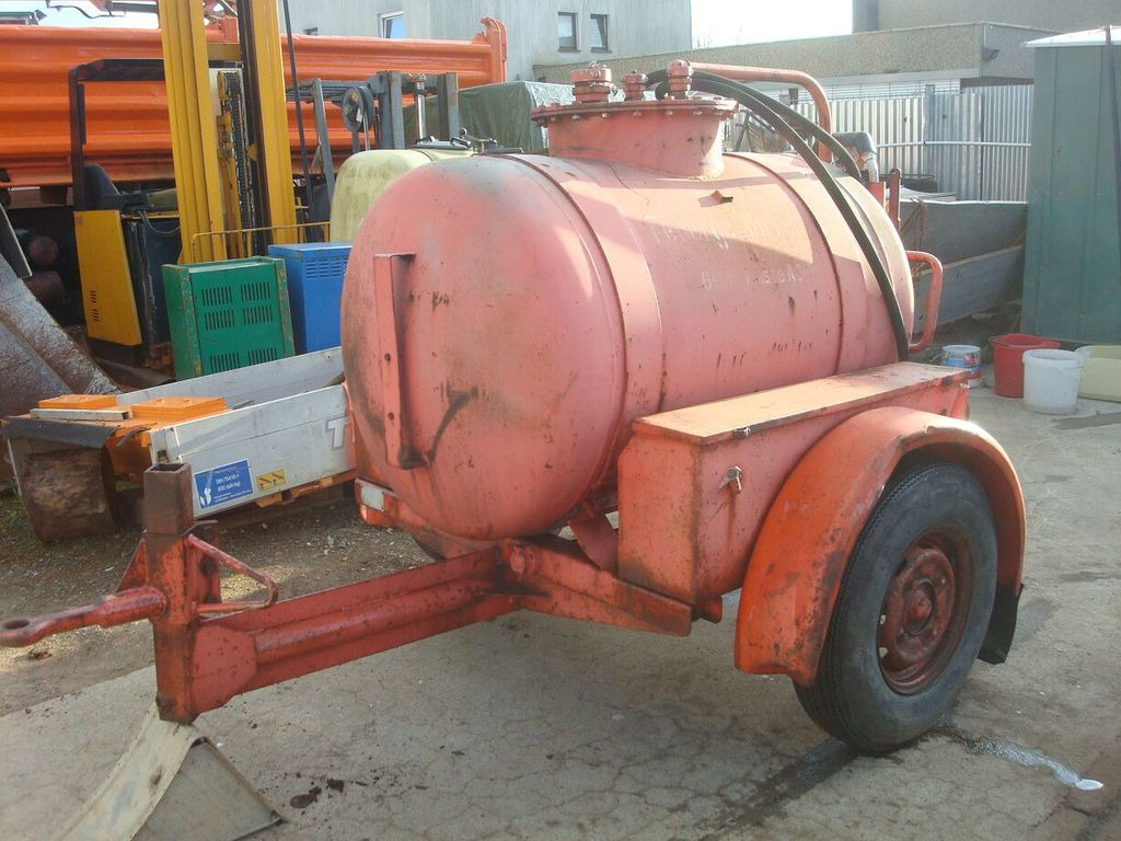 Tank - Cisternový přívěs: obrázek 1 Tank - Cisternový přívěs: obrázek 1