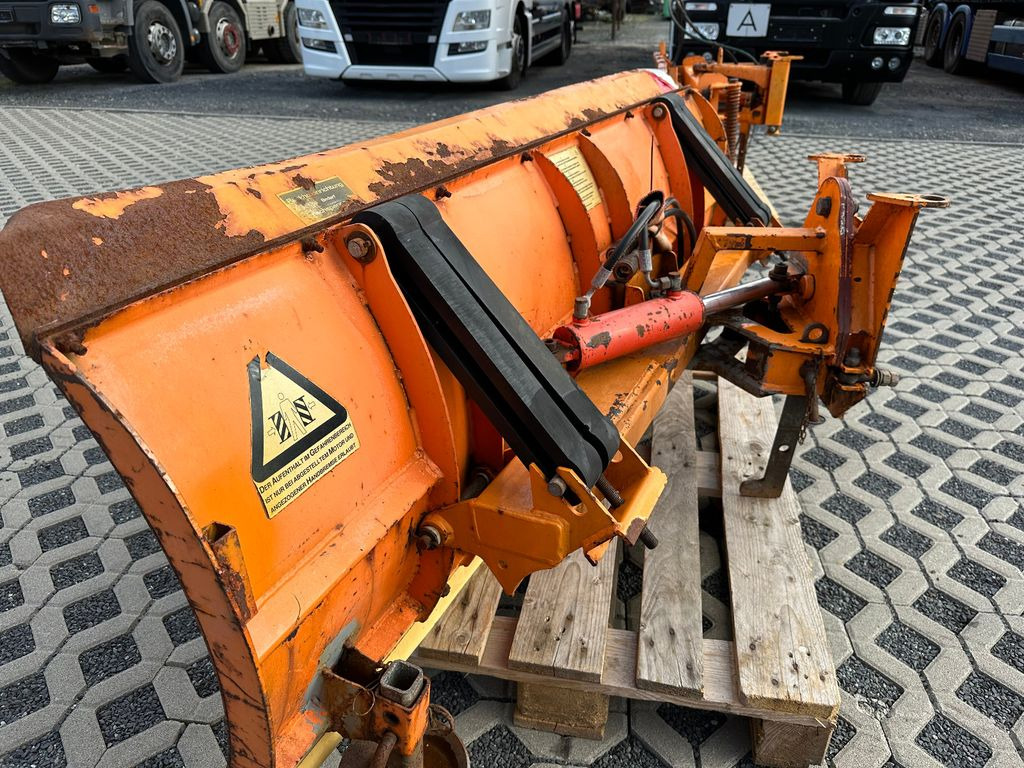 Sněžný pluh Unimog Schneepflug 2000 mm: obrázek 6