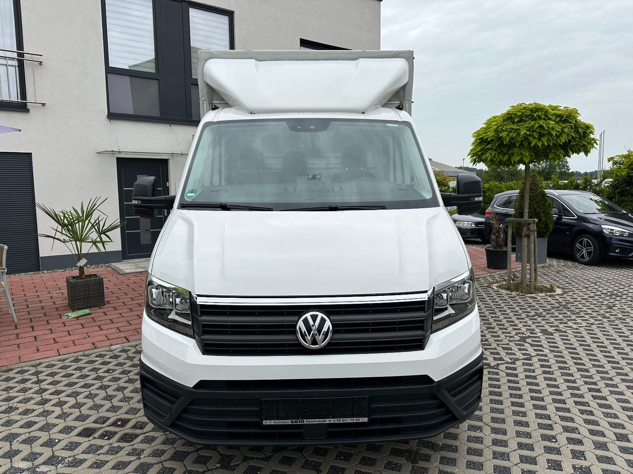 Volkswagen Crafter 50 Pritsche Plane 5-Tonne Volkswagen Crafter 50 Pritsche Plane 5-Tonne - Plachtová dodávka: obrázek 3 Volkswagen Crafter 50 Pritsche Plane 5-Tonne Volkswagen Crafter 50 Pritsche Plane 5-Tonne - Plachtová dodávka: obrázek 3