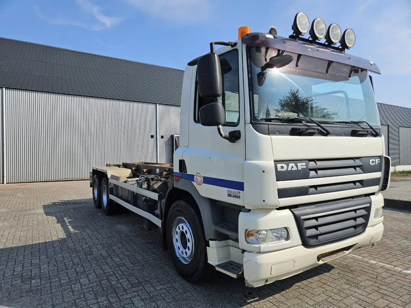 DAF CF 85 360 Manual 10 Tyres - Podvozek s kabinou: obrázek 2 DAF CF 85 360 Manual 10 Tyres - Podvozek s kabinou: obrázek 2