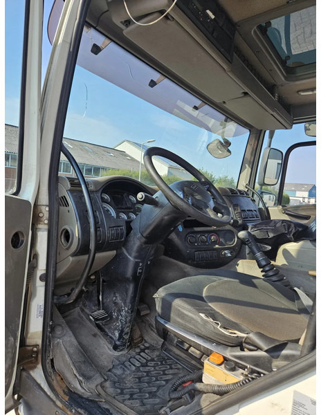 DAF CF 85 360 Manual 10 Tyres leasing DAF CF 85 360 Manual 10 Tyres: obrázek 6