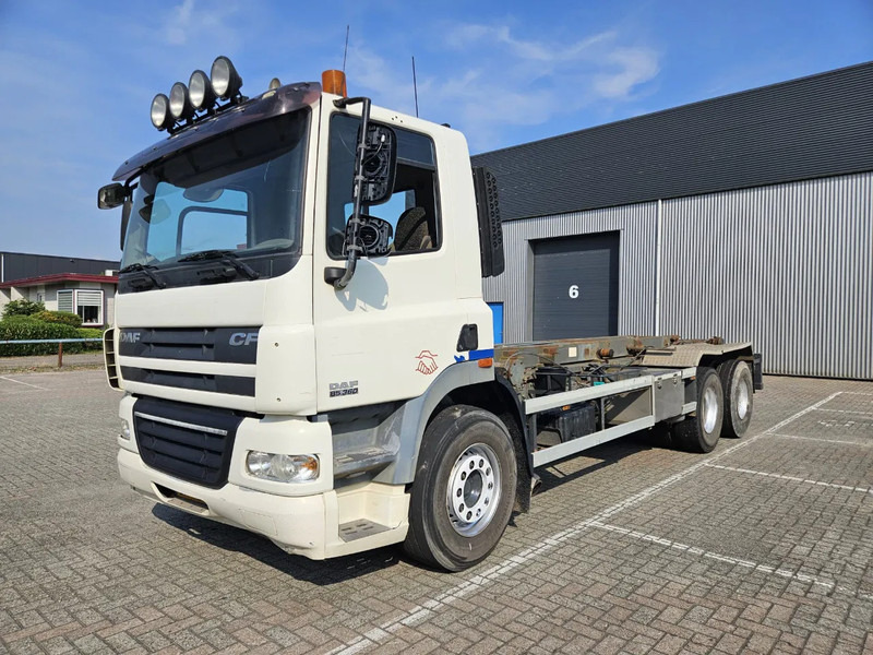 DAF CF 85 360 Manual 10 Tyres - Podvozek s kabinou: obrázek 1 DAF CF 85 360 Manual 10 Tyres - Podvozek s kabinou: obrázek 1
