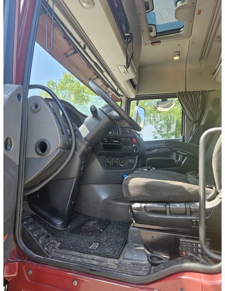 DAF XF 460 | PTO | MX-Brake | Euro6 | Spacecab - Tahač: obrázek 5 DAF XF 460 | PTO | MX-Brake | Euro6 | Spacecab - Tahač: obrázek 5