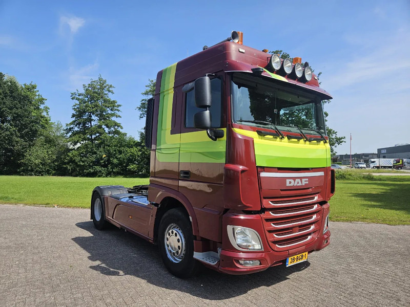 DAF XF 460 | PTO | MX-Brake | Euro6 | Spacecab - Tahač: obrázek 2 DAF XF 460 | PTO | MX-Brake | Euro6 | Spacecab - Tahač: obrázek 2