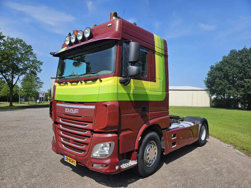 DAF XF 460 | PTO | MX-Brake | Euro6 | Spacecab - Tahač: obrázek 1 DAF XF 460 | PTO | MX-Brake | Euro6 | Spacecab - Tahač: obrázek 1