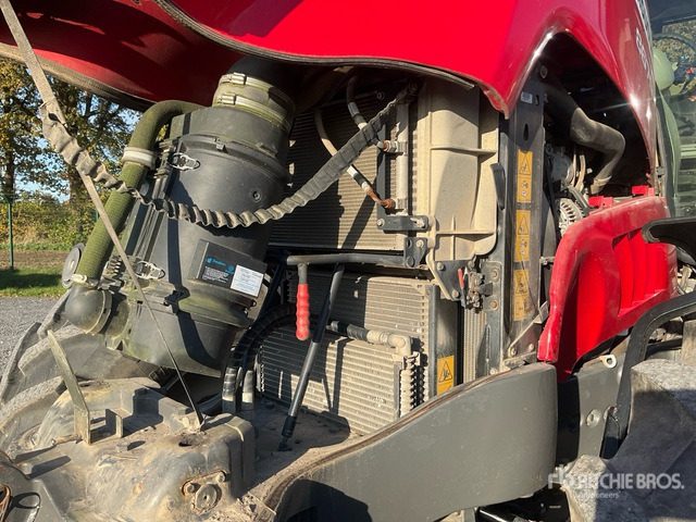 2011 Massey Ferguson 8670 Dyna-VT 4WD Tractor - Traktor: obrázek 5 2011 Massey Ferguson 8670 Dyna-VT 4WD Tractor - Traktor: obrázek 5