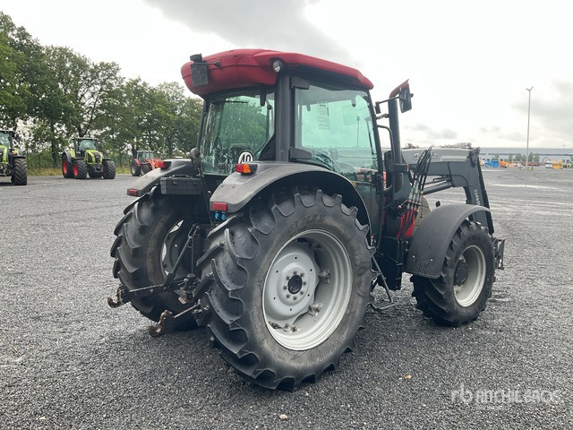 2011 McCormick C100 Max 4WD Tractor - Traktor: obrázek 4 2011 McCormick C100 Max 4WD Tractor - Traktor: obrázek 4