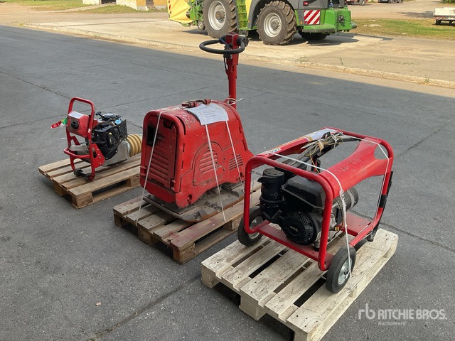2013 Weber CR6 H Vibratory Plate Compactor - Vibrační deska: obrázek 1 2013 Weber CR6 H Vibratory Plate Compactor - Vibrační deska: obrázek 1