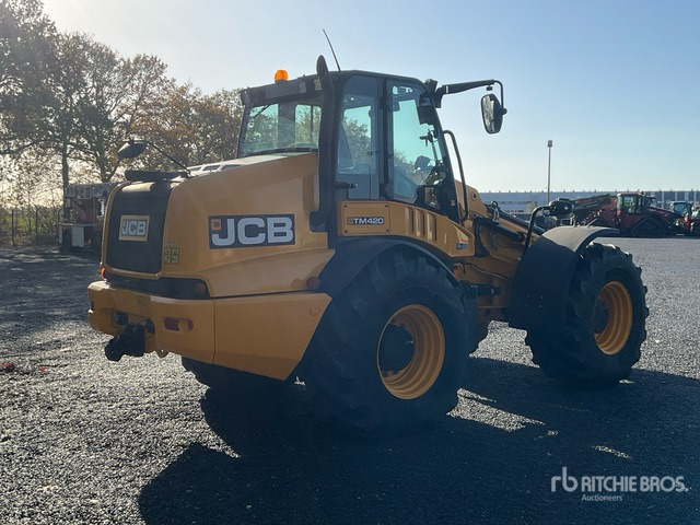 2019 JCB TM420 T4F Telehandler - Kolový nakladač: obrázek 3 2019 JCB TM420 T4F Telehandler - Kolový nakladač: obrázek 3