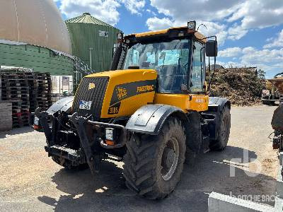 JCB FASTRAC 3185 - Traktor: obrázek 2 JCB FASTRAC 3185 - Traktor: obrázek 2