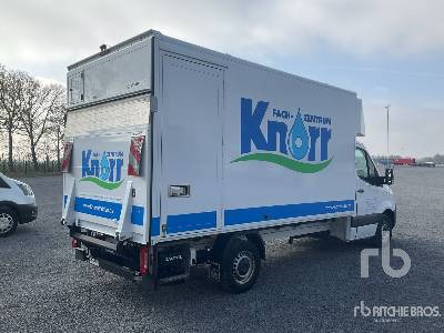 MERCEDES-BENZ SPRINTER 307 CD 4x2 - Furgon: obrázek 3 MERCEDES-BENZ SPRINTER 307 CD 4x2 - Furgon: obrázek 3
