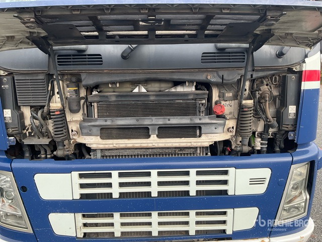 2006 Volvo FM 340 2006 Palfinger PK16502 Knuckle ... Truck Tractor w/Crane - Tahač: obrázek 5 2006 Volvo FM 340 2006 Palfinger PK16502 Knuckle ... Truck Tractor w/Crane - Tahač: obrázek 5