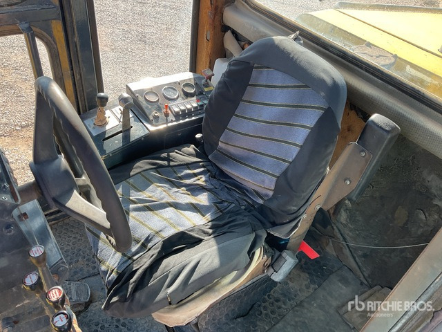 2002 Intrame MI150B Motor Grader - Grejdr: obrázek 4 2002 Intrame MI150B Motor Grader - Grejdr: obrázek 4