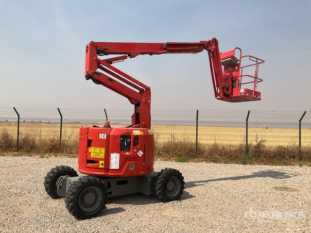 2005 Genie Z34-22IC 4WD Diesel Articulating Boom Lift - Kloubová plošina: obrázek 1 2005 Genie Z34-22IC 4WD Diesel Articulating Boom Lift - Kloubová plošina: obrázek 1