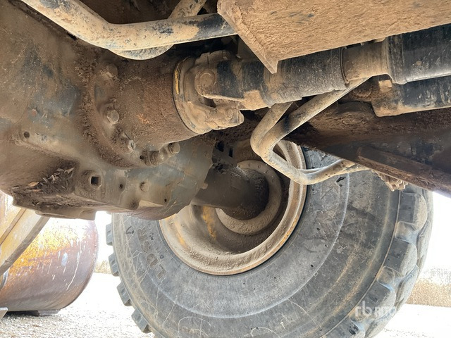 2005 Komatsu WA380-5H Wheel Loader - Kolový nakladač: obrázek 5 2005 Komatsu WA380-5H Wheel Loader - Kolový nakladač: obrázek 5