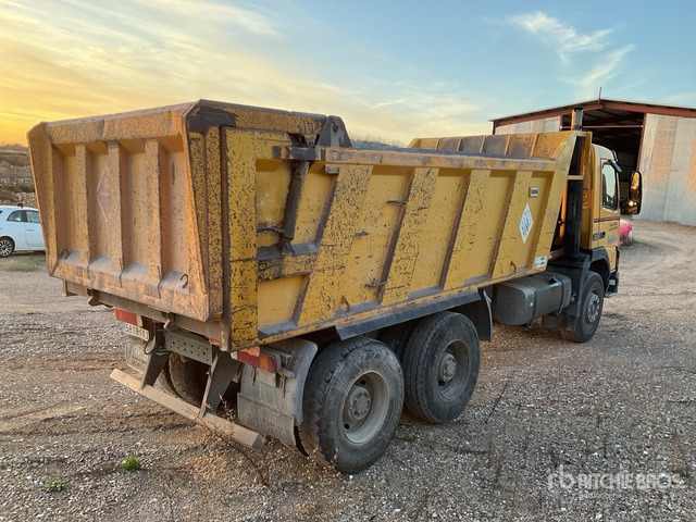 2006 Volvo FM12-380 6x4 T/A Dump Truck - Sklápěč: obrázek 5 2006 Volvo FM12-380 6x4 T/A Dump Truck - Sklápěč: obrázek 5