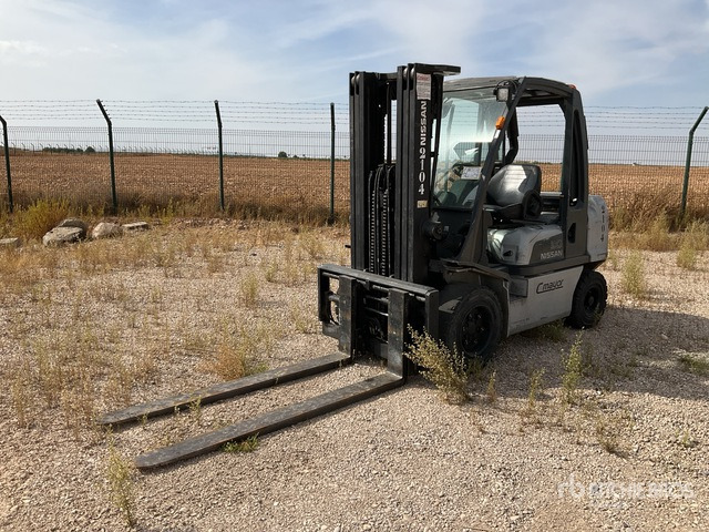 2007 Nissan FGD02A30Q Forklift - Dieselový vysokozdvižný vozík: obrázek 2 2007 Nissan FGD02A30Q Forklift - Dieselový vysokozdvižný vozík: obrázek 2