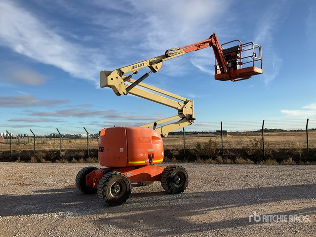 2011 JLG 450AJ 4WD Diesel Articulating Boom Lift - Kloubová plošina: obrázek 2 2011 JLG 450AJ 4WD Diesel Articulating Boom Lift - Kloubová plošina: obrázek 2
