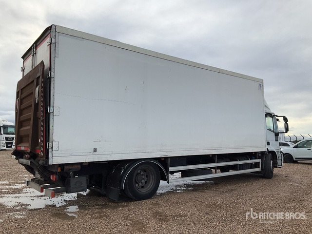 2015 Iveco Eurocargo 180E28 4x2 Refrigerated Truck - Chladírenský nákladní automobil: obrázek 3 2015 Iveco Eurocargo 180E28 4x2 Refrigerated Truck - Chladírenský nákladní automobil: obrázek 3