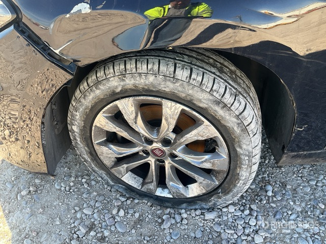 2018 Fiat Tipo Automobile - Osobní auto: obrázek 4 2018 Fiat Tipo Automobile - Osobní auto: obrázek 4