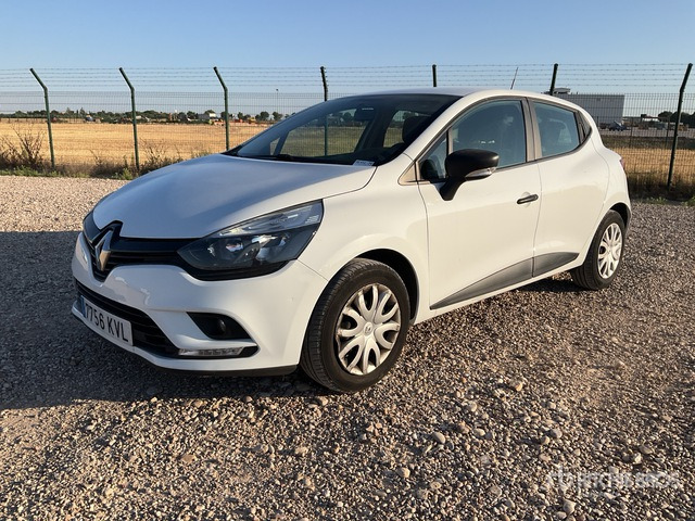 2019 Renault Clio Automobile - Osobní auto: obrázek 2 2019 Renault Clio Automobile - Osobní auto: obrázek 2