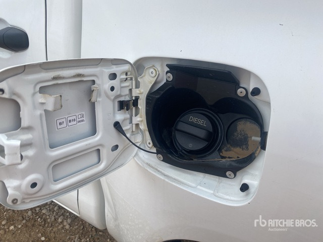 2019 Toyota Hilux 4x4 Pickup - Pick-up: obrázek 5 2019 Toyota Hilux 4x4 Pickup - Pick-up: obrázek 5