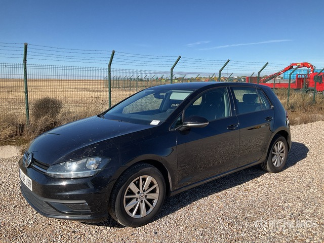 2019 Volkswagen Golf 7 Automobile - Osobní auto: obrázek 2 2019 Volkswagen Golf 7 Automobile - Osobní auto: obrázek 2