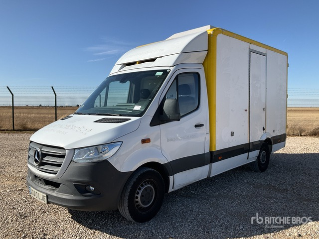 2020 Mercedes-Benz Sprinter 4x2 Refrigerated Truck - Chladírenský nákladní automobil: obrázek 2 2020 Mercedes-Benz Sprinter 4x2 Refrigerated Truck - Chladírenský nákladní automobil: obrázek 2