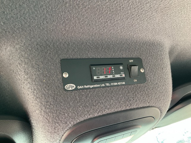 2020 Mercedes-Benz Sprinter 4x2 Refrigerated Truck - Chladírenský nákladní automobil: obrázek 5 2020 Mercedes-Benz Sprinter 4x2 Refrigerated Truck - Chladírenský nákladní automobil: obrázek 5