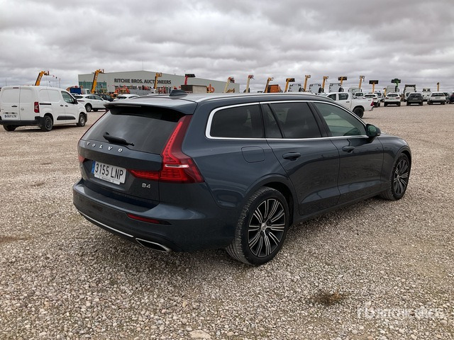 2021 Volvo V60 SUV - SUV: obrázek 3 2021 Volvo V60 SUV - SUV: obrázek 3